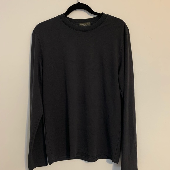 Banana Republic Long Sleeve Crewneck T-shirt